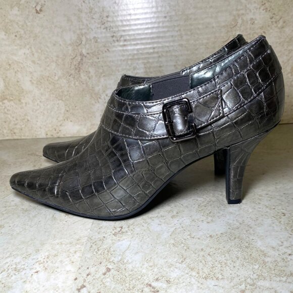 Anne Klein Womens Metallic Croc-Embossed Faux Leather Heeled Booties - Picture 3 of 11
